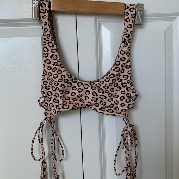 ♥️SOLD♥️ - Picture 2 of 9